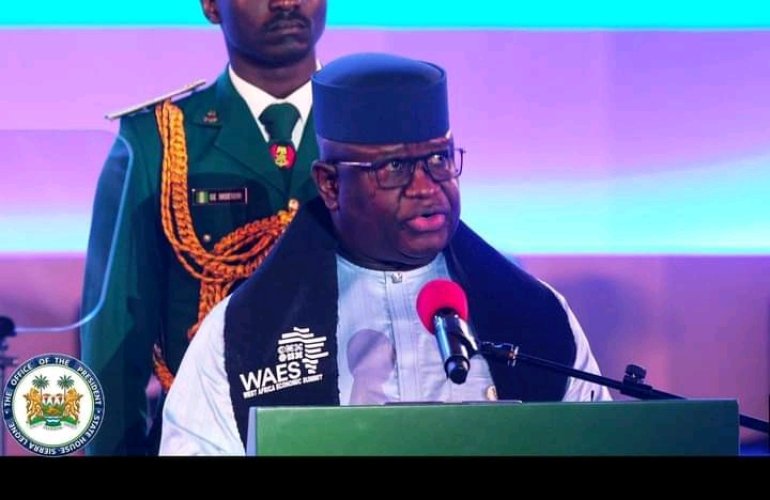  Julius Maada Bio, président de la Sierra Leone, élu président de la Cédéao